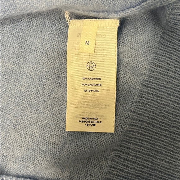 The Row 100% cashmere top - Picture 3 of 9